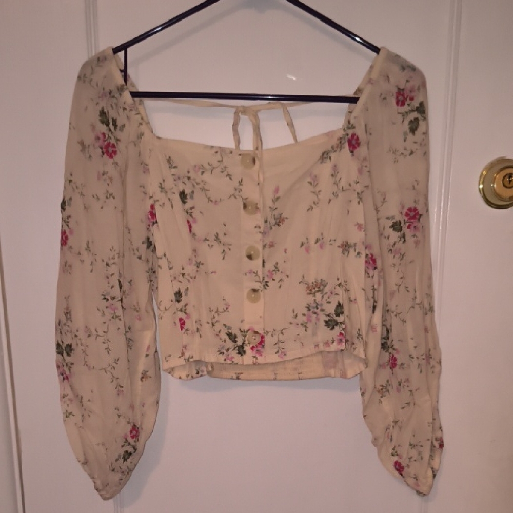 American Eagle Outfitters | Cream Floral Blouse